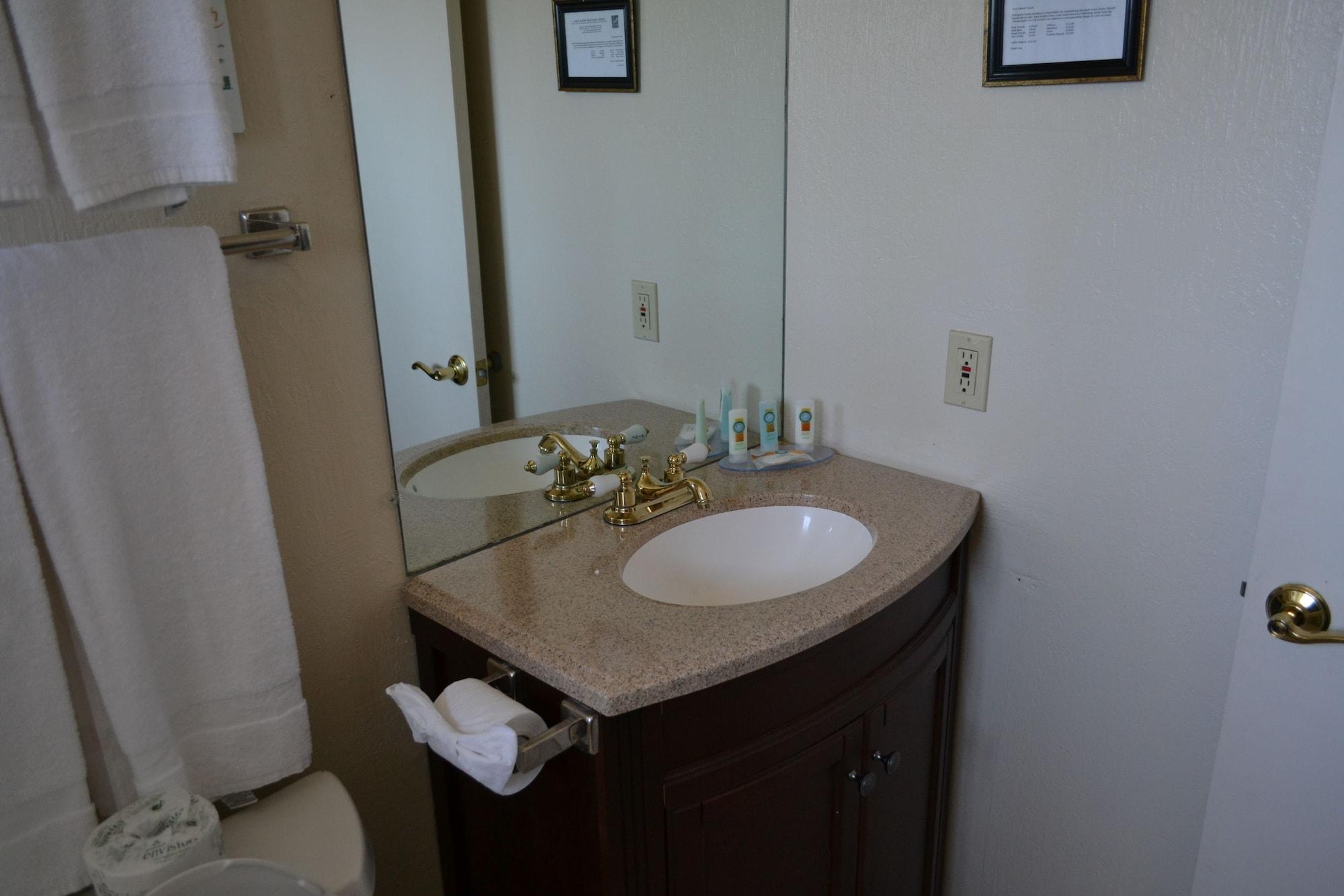 Quality Inn & Suites Silicon Valley Santa Clara Buitenkant foto