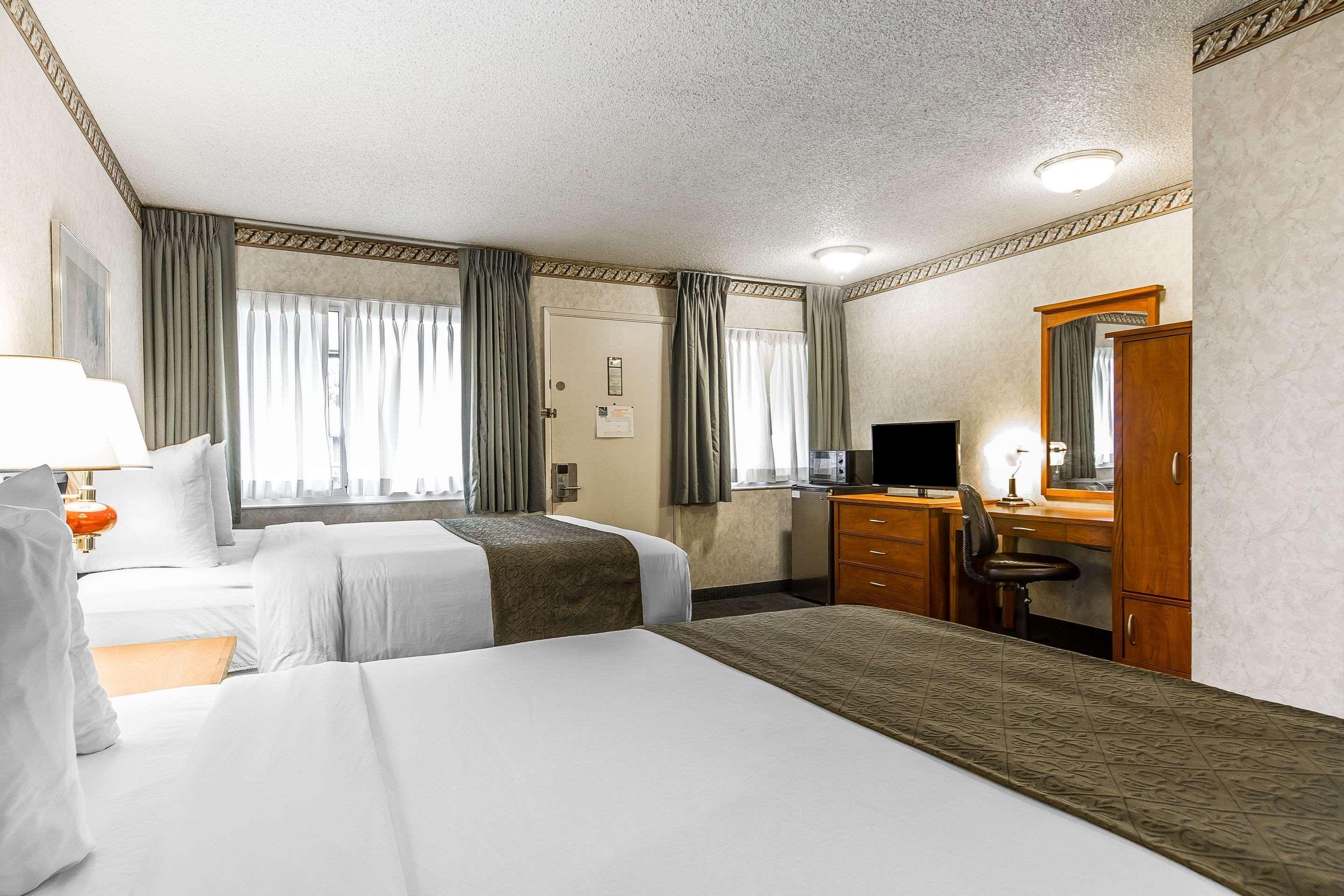 Quality Inn & Suites Silicon Valley Santa Clara Buitenkant foto