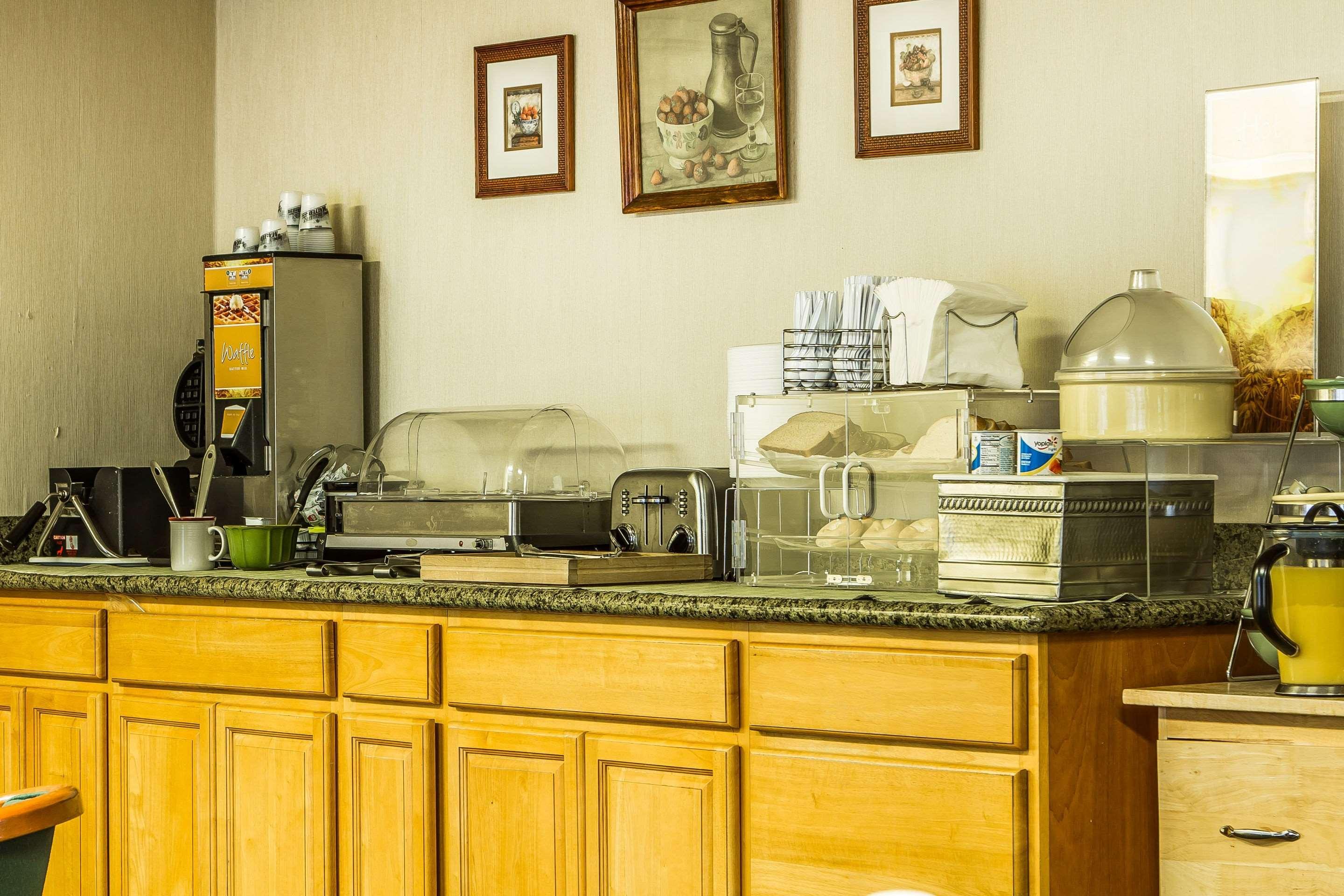 Quality Inn & Suites Silicon Valley Santa Clara Buitenkant foto